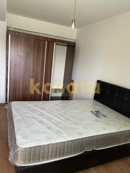 Aleea Mizil, apartament 2 camere decomandat, 52 mp, centrala proprie, parcare.