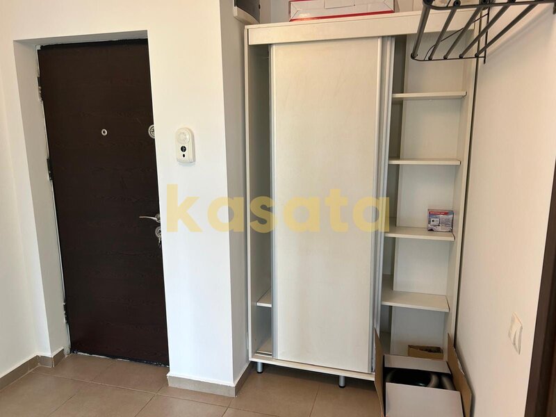 Aleea Mizil, apartament 2 camere decomandat, 52 mp, centrala proprie, parcare.