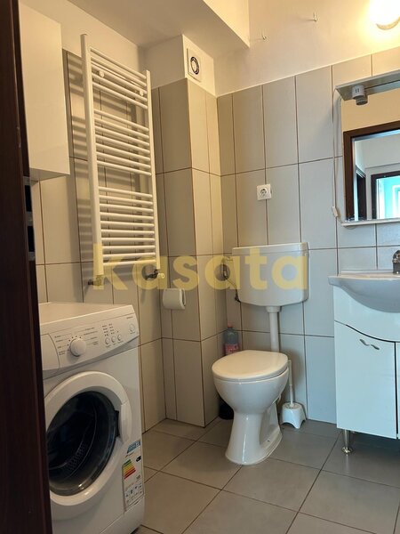 Aleea Mizil, apartament 2 camere decomandat, 52 mp, centrala proprie, parcare.